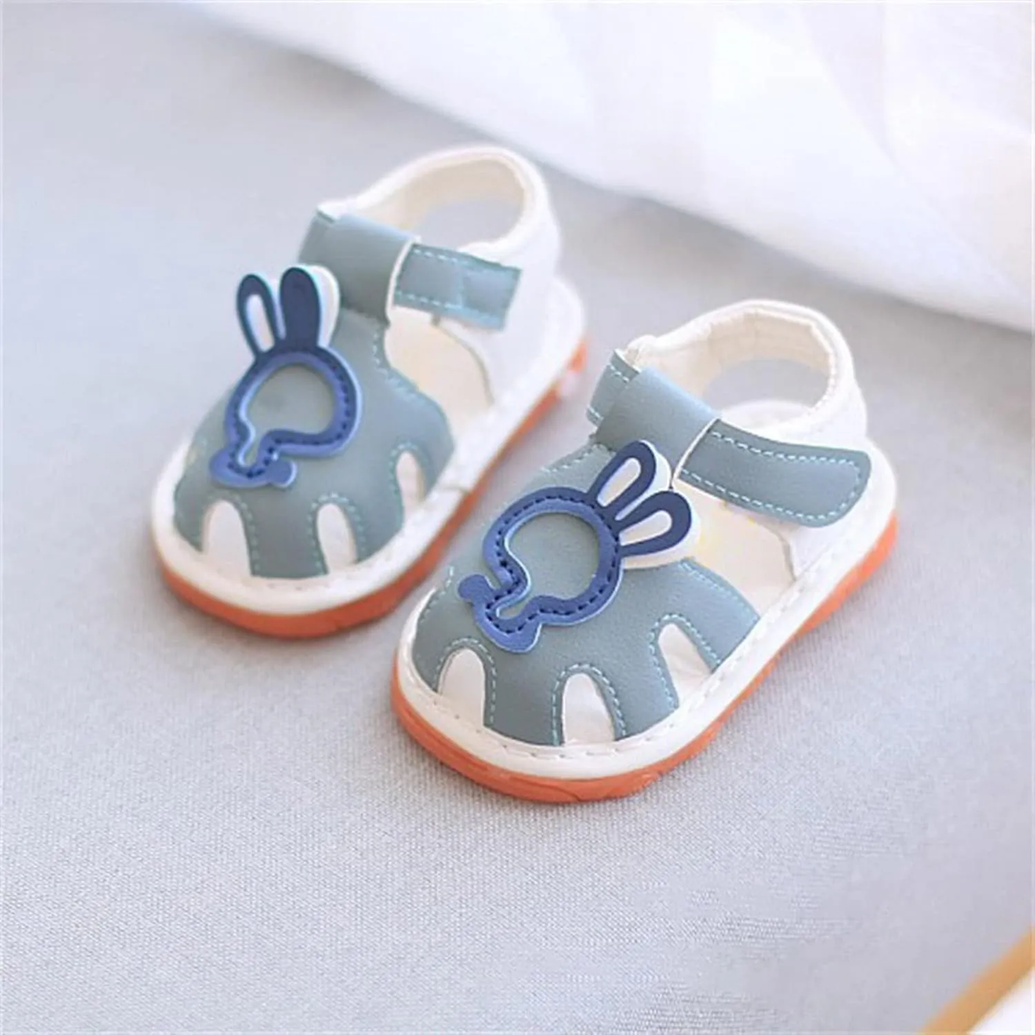 Baby Boy Girl First Walking Sandals Closed-Toe Anti-Slip Rubber Sole Comfy Outdoor Shoes Little Girl Slides Shoes