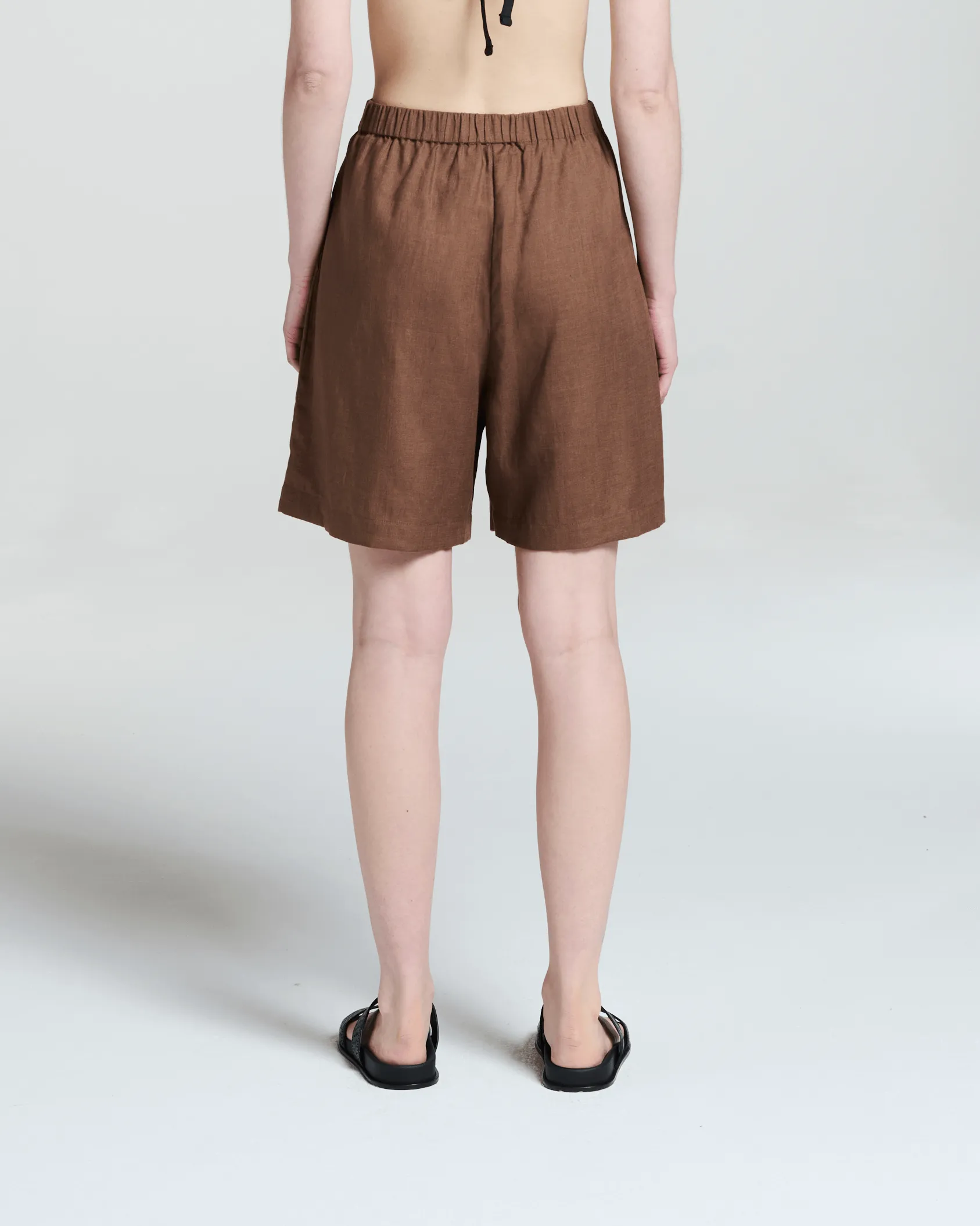 Carros Short Sepia Linen