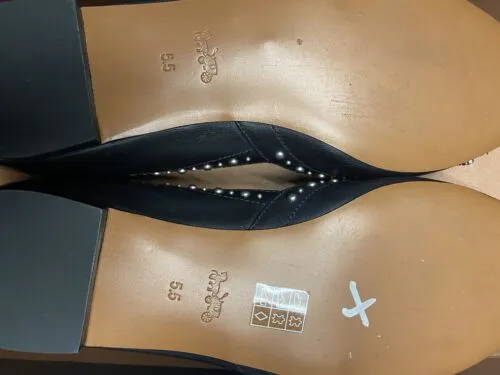 Coach Valintina Flats With Studs in Black Leather Pointed Toe Size 5.5 New