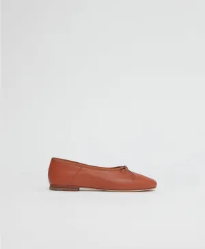 Dream Ballerina - Maple
