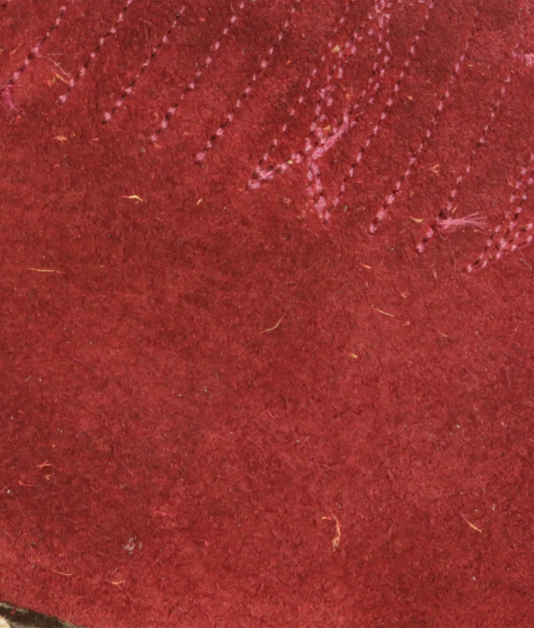 Edie :: Burgundy