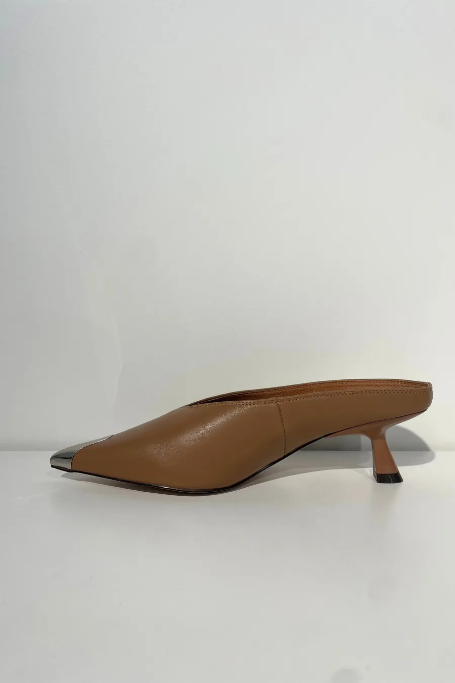 Goji Pecan Leather