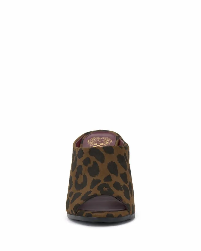 Vince Camuto Women's Brianda Animal Print M